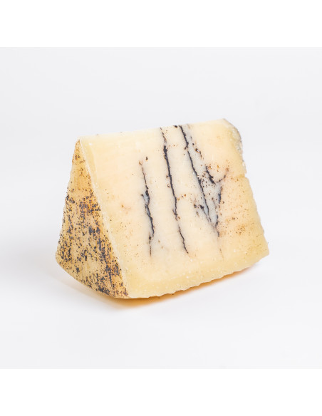 Queso de Oveja Curado con Trufa