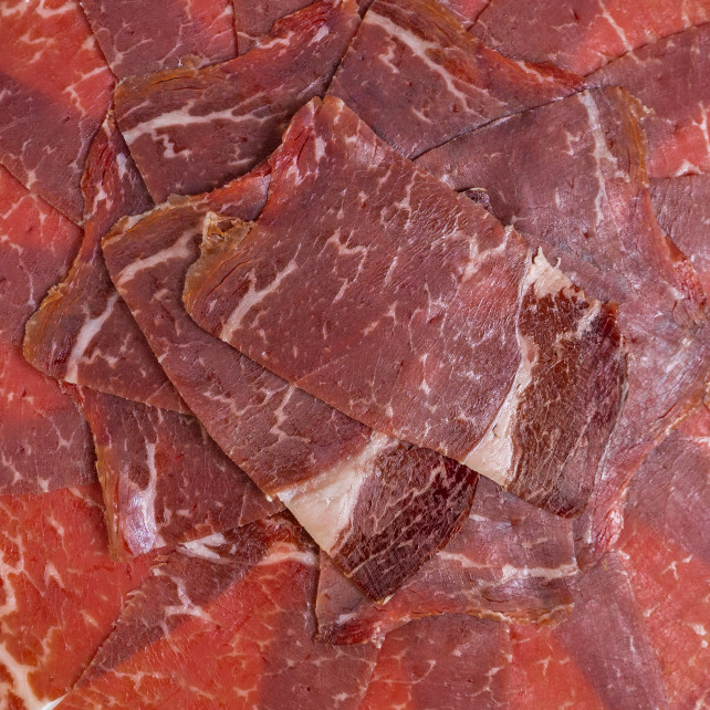 Cecina Black Angus Loncheada Colocada a Mano